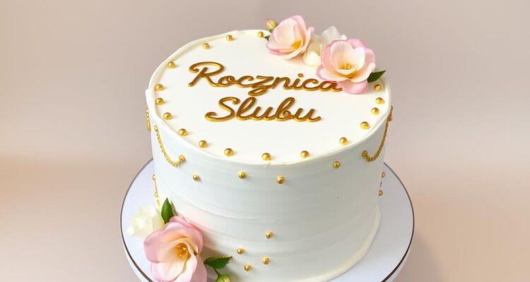 tort rocznicowy z napisem rocznica ślubu